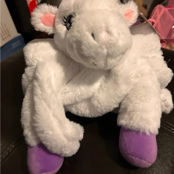 PLUSH UNICORN HAND MUFF ( see photo I’d say 4+) - Picture 3 of 6